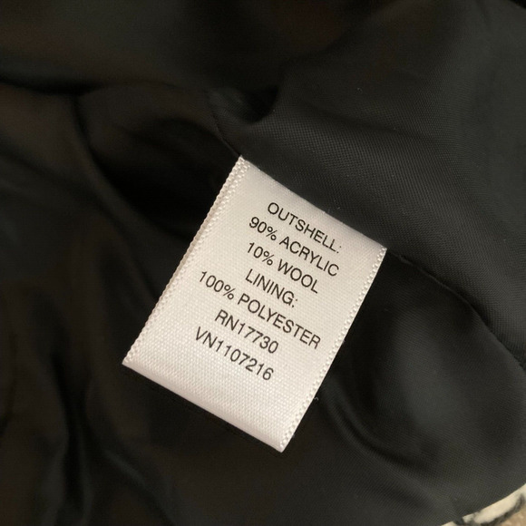 Isaac Mizrahi Jacket Womens Sz 12 Black White Tweed Wool Blazer Logo Buttons‎ - Picture 2 of 9